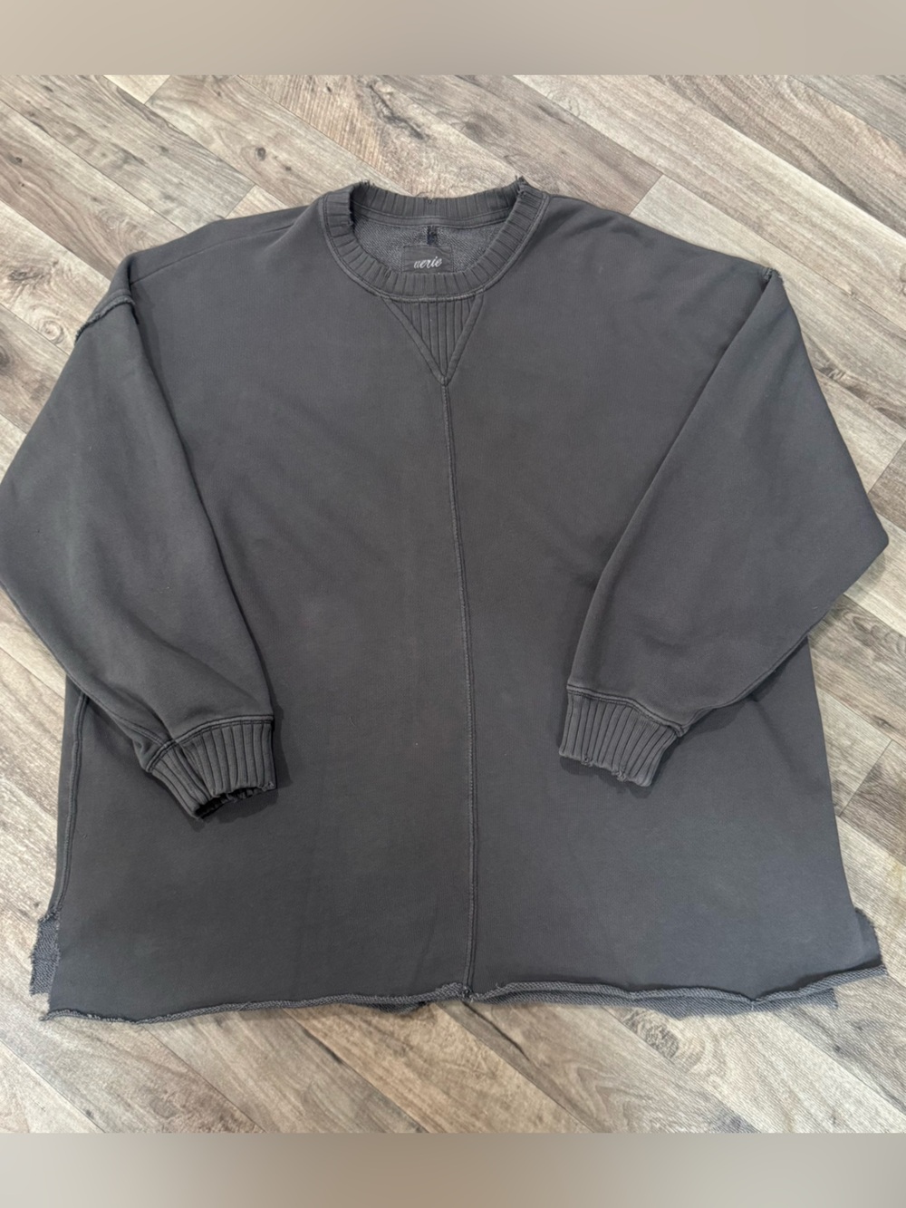 Aerie Oversized Washed Charcoal Crewneck Sweatshirt XS Raw Hem Pullover Cozy